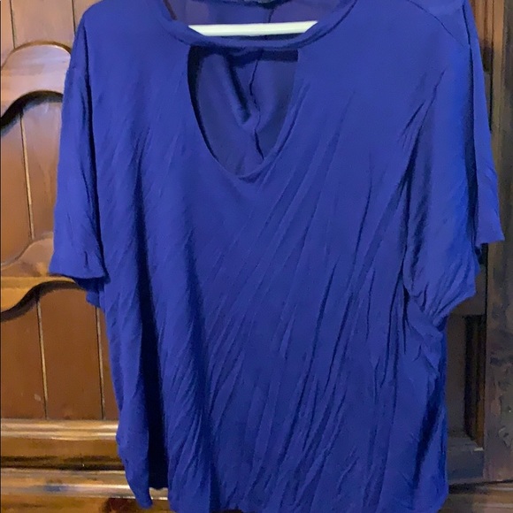 Short sleeve top - Picture 1 of 6